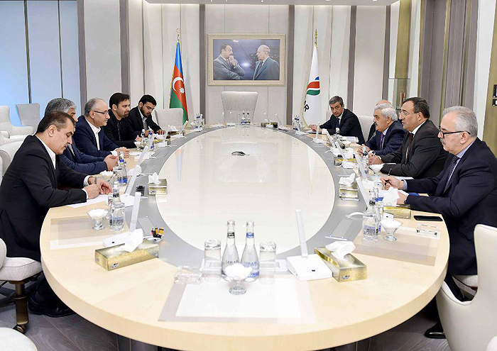 Tehran, Baku Discuss Enhanced Energy Cooperation