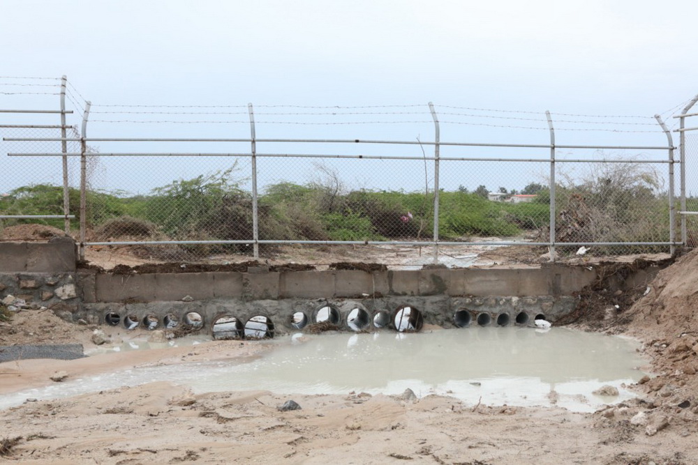 کانال زهکشی جمع‌آوری آب‌های سطحی فرودگاه لاوان بهره‌برداری شد