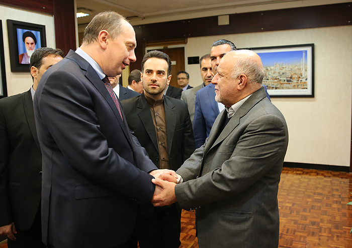 زنگنه با وزیر صنایع بلاروس دیدار کرد