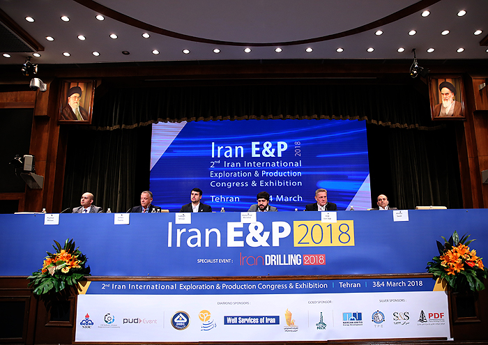 بررسی چالش‌های تأمین مالی صنعت نفت؛ موانع داخلی، محدودیت‌های خارجی