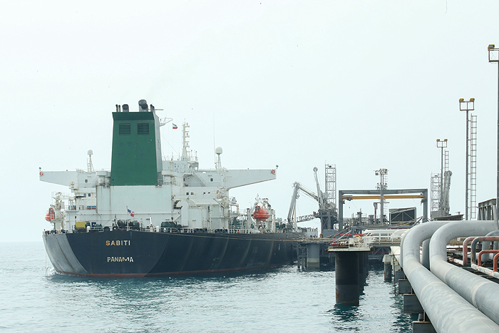 آمریکا قادر به قطع صادرات نفت ایران نیست