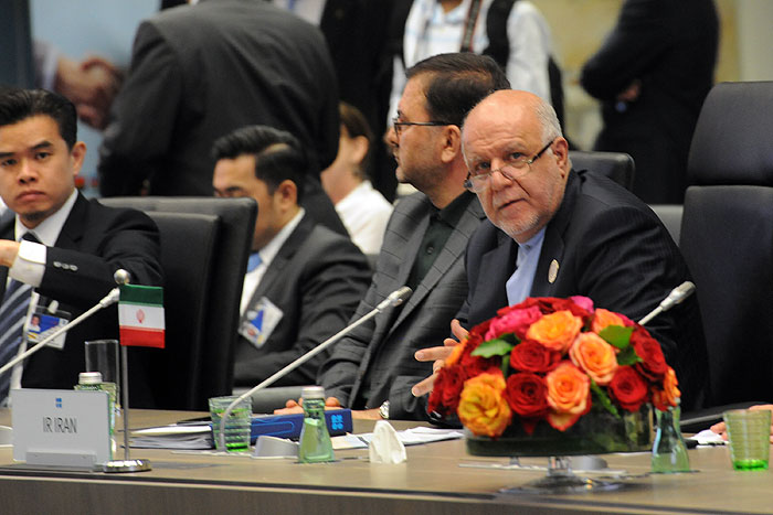 Iran not to Support OPEC agreement undermining National Interests: Zangeneh
