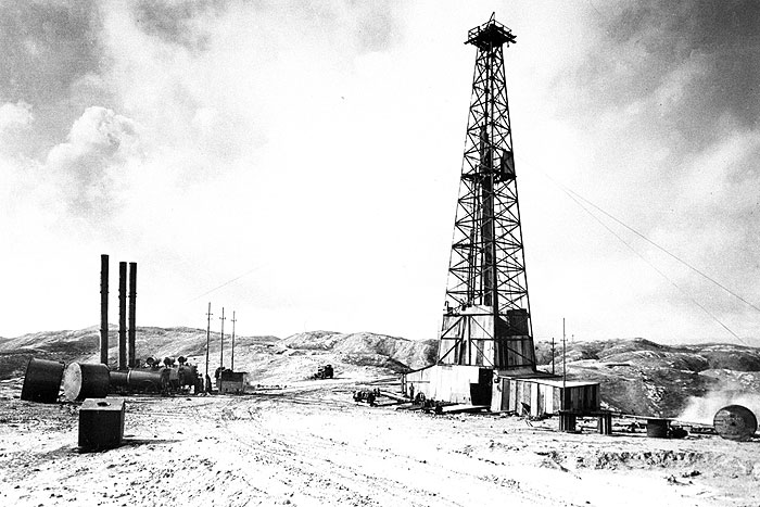 History of Western Iran Oil Discovery