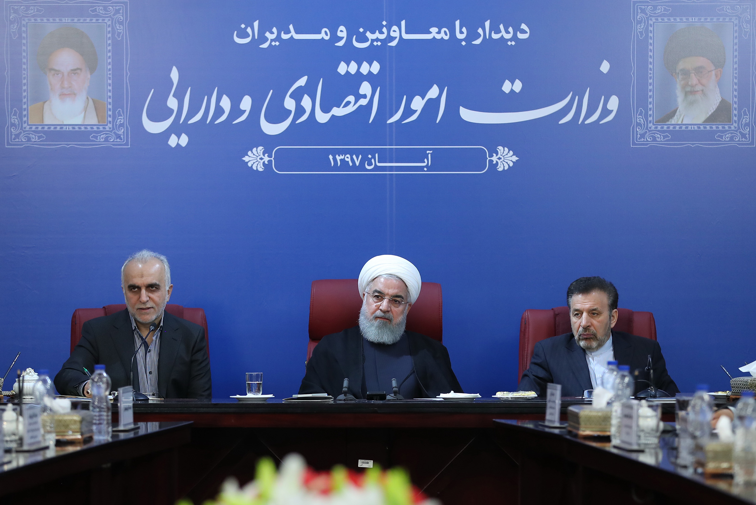 Iran Could Sell Oil without US Waivers: Rouhani